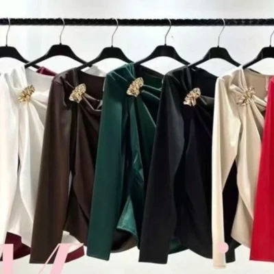 MÉDEA felső fekete